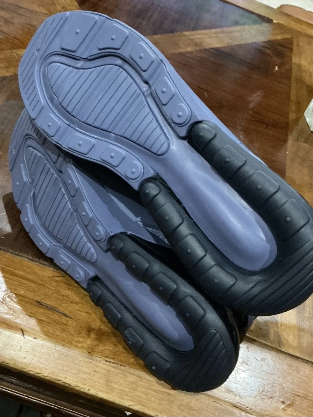 Nike Airmax 270 Women’s World Indigo (NEVER WORN)